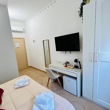 Domus Giolitti Guest house Rome